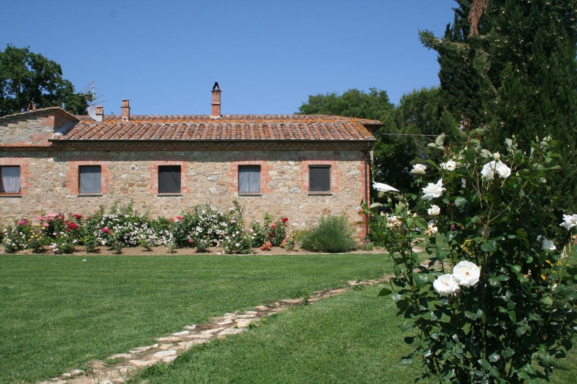 Agriturismo Bagnolo ปีเอนซา ภายนอก รูปภาพ