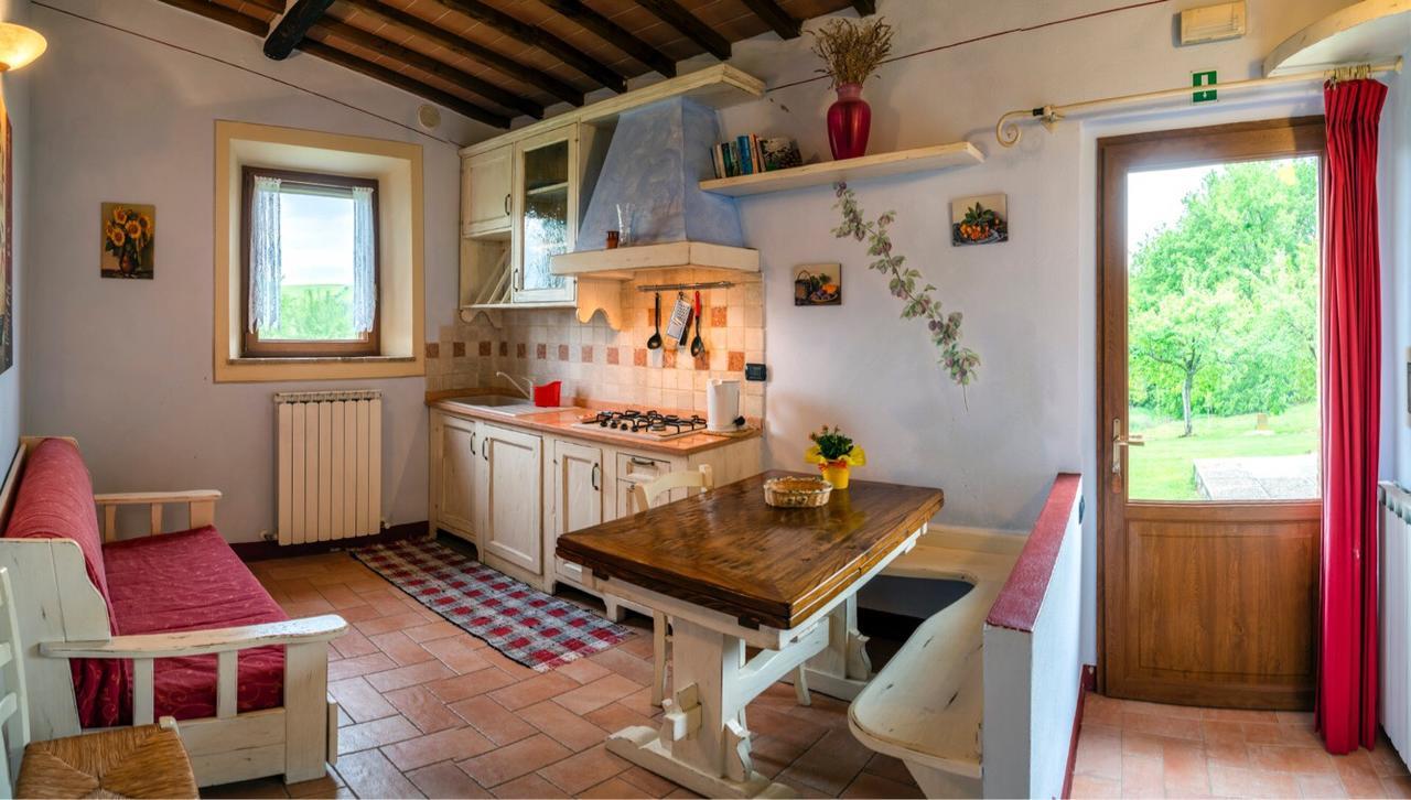Agriturismo Bagnolo ปีเอนซา ภายนอก รูปภาพ